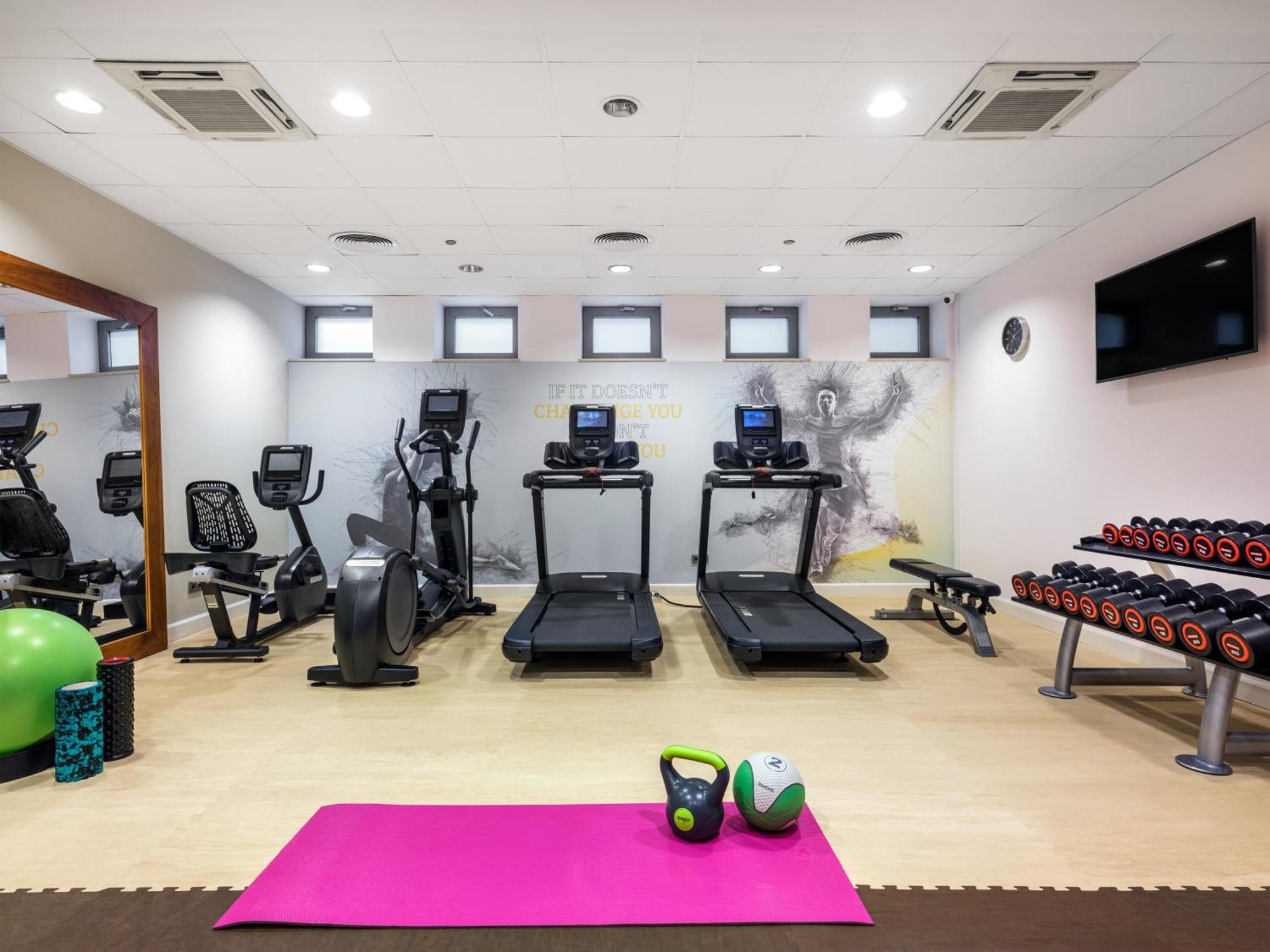Hilton Garden Inn Krakow — Fotos 1